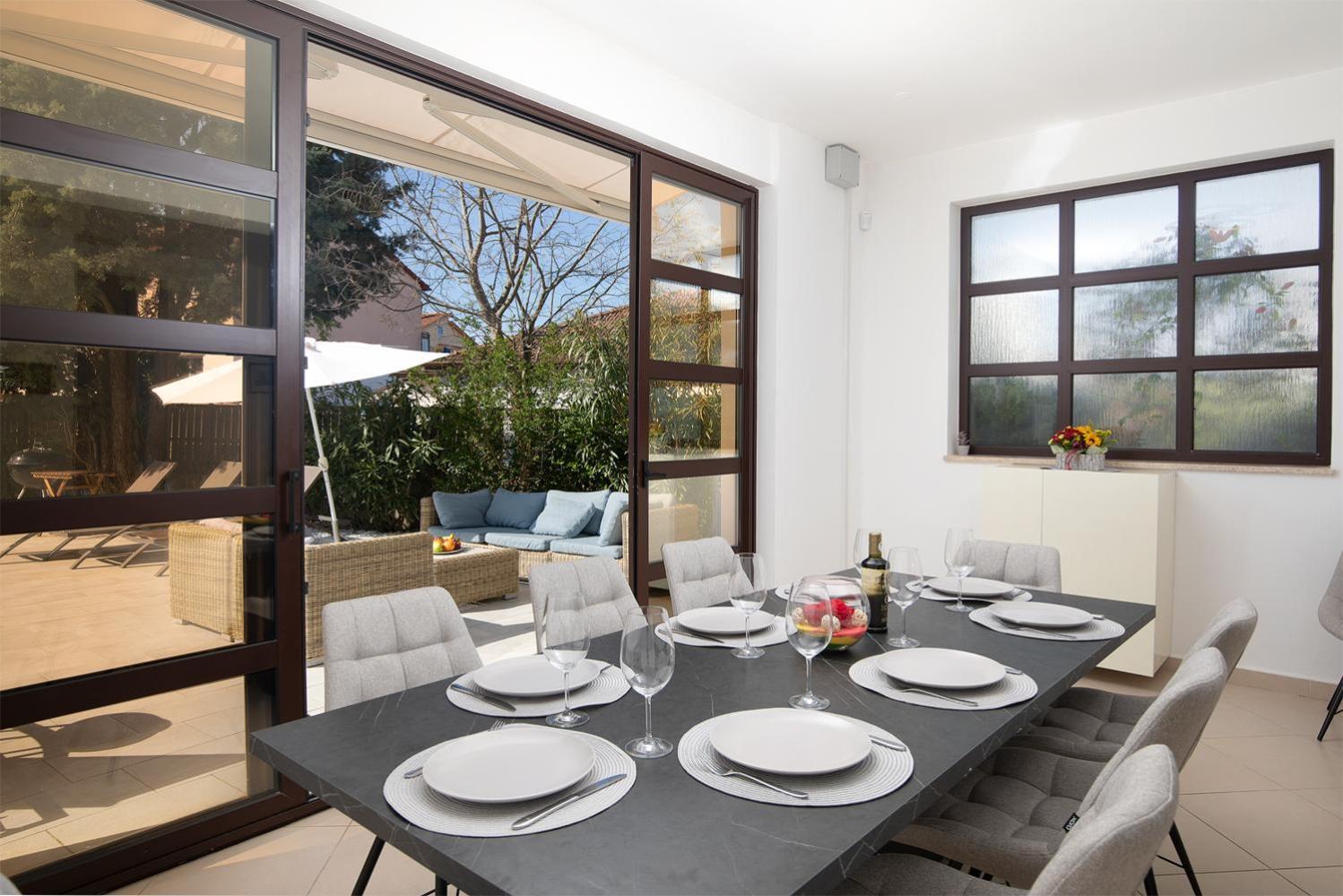 Villa Andrija Family Dream With Heated Pool At The Sea With Beautiful Garden, Outside Cinema And Kids Playground Fažana Buitenkant foto